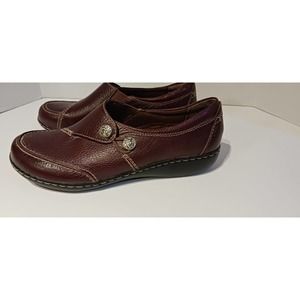 Clarks Ashland Lane Slip-On‎ Loafer Buttons Redwood Brown Leather 8.5W
